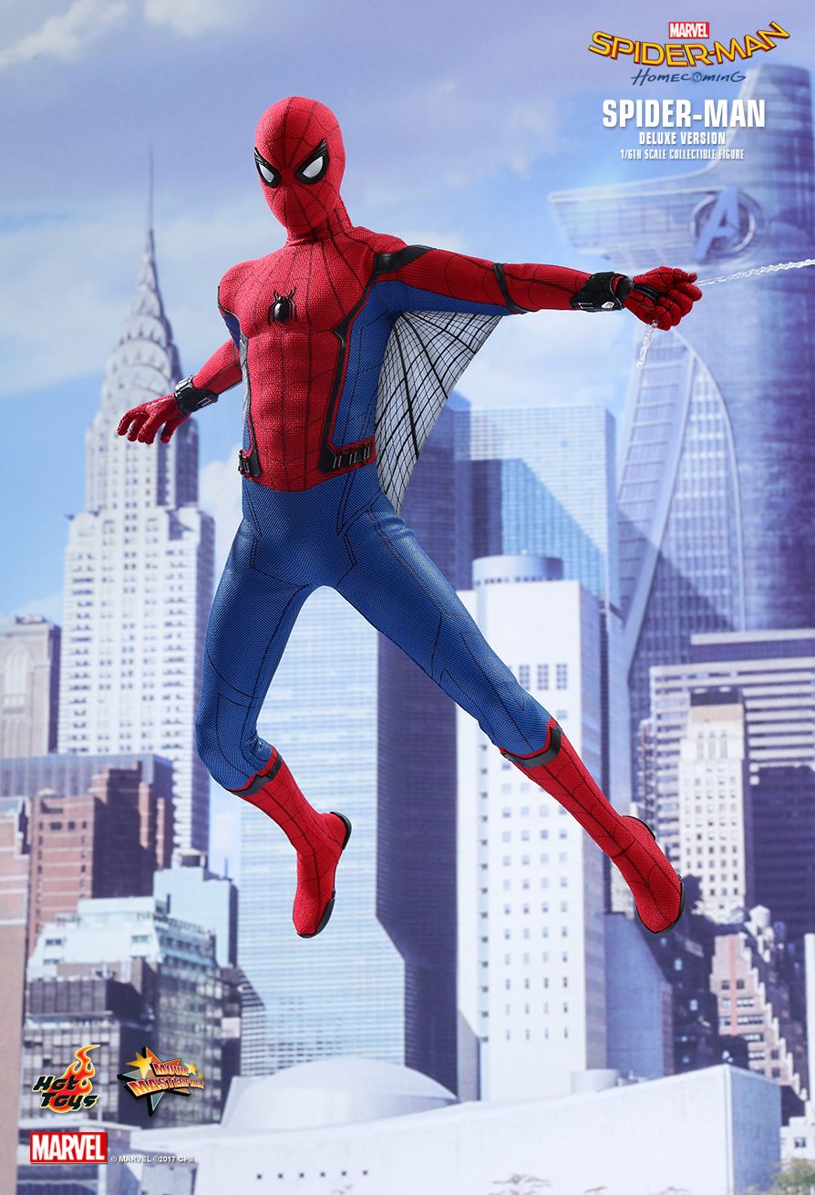 Spider-Man (Deluxe Version)  Sixth Scale Figure by Hot Toys
